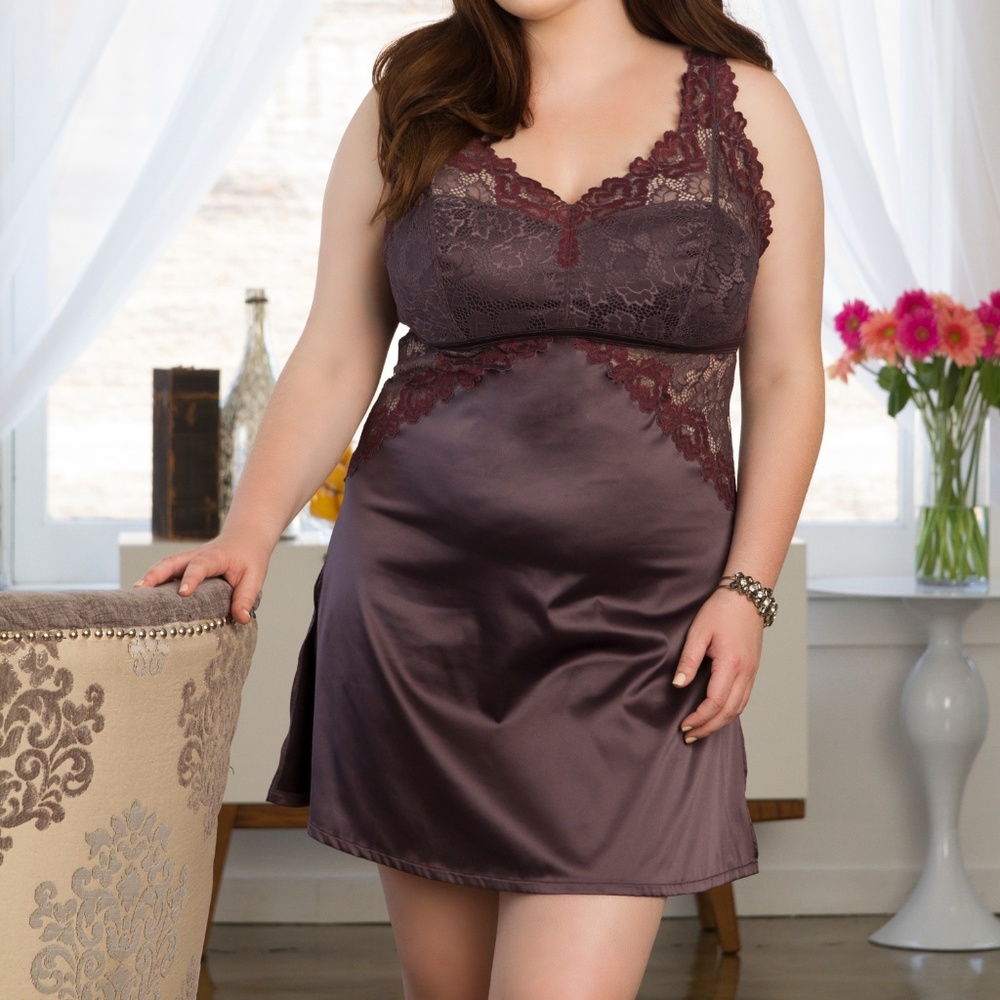 Italian Stretch Satin Show Stopper Chemise